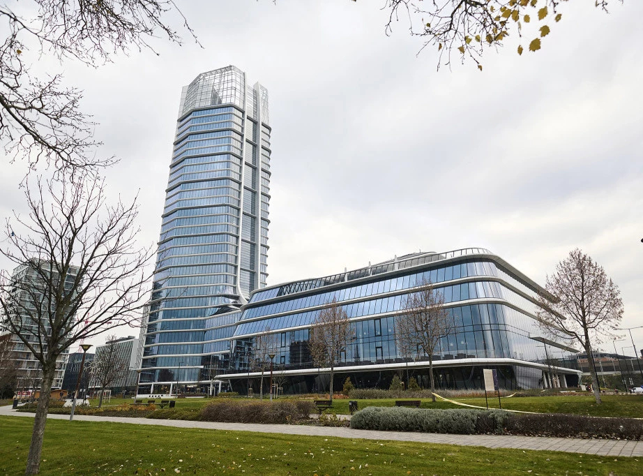 360818_mol-campus_f.webp