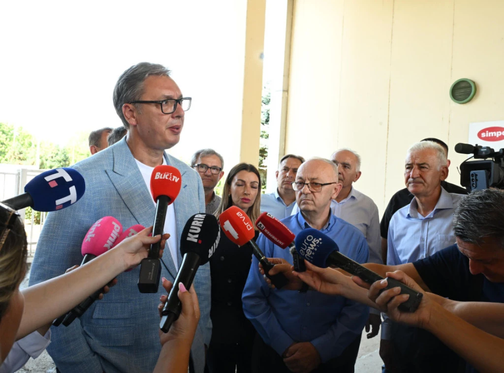 415727_vucic-simpo-bujanovac_f (1).webp