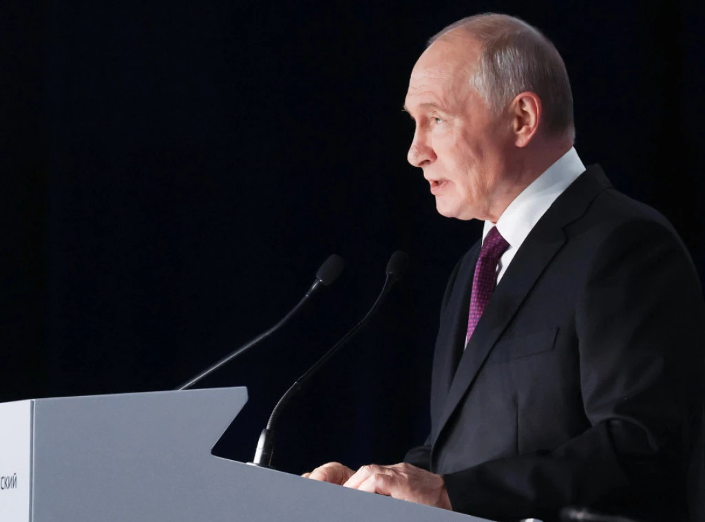 418969_russia-putin_f.webp