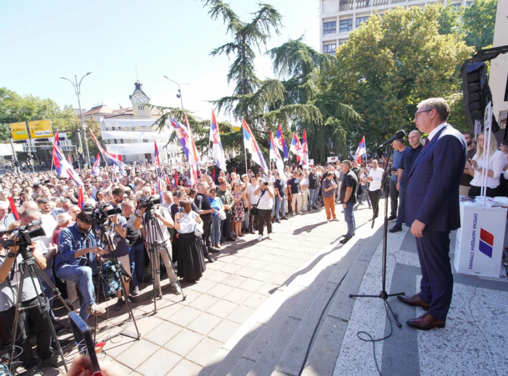 419700_nis-blokaderi-vucic_f.webp