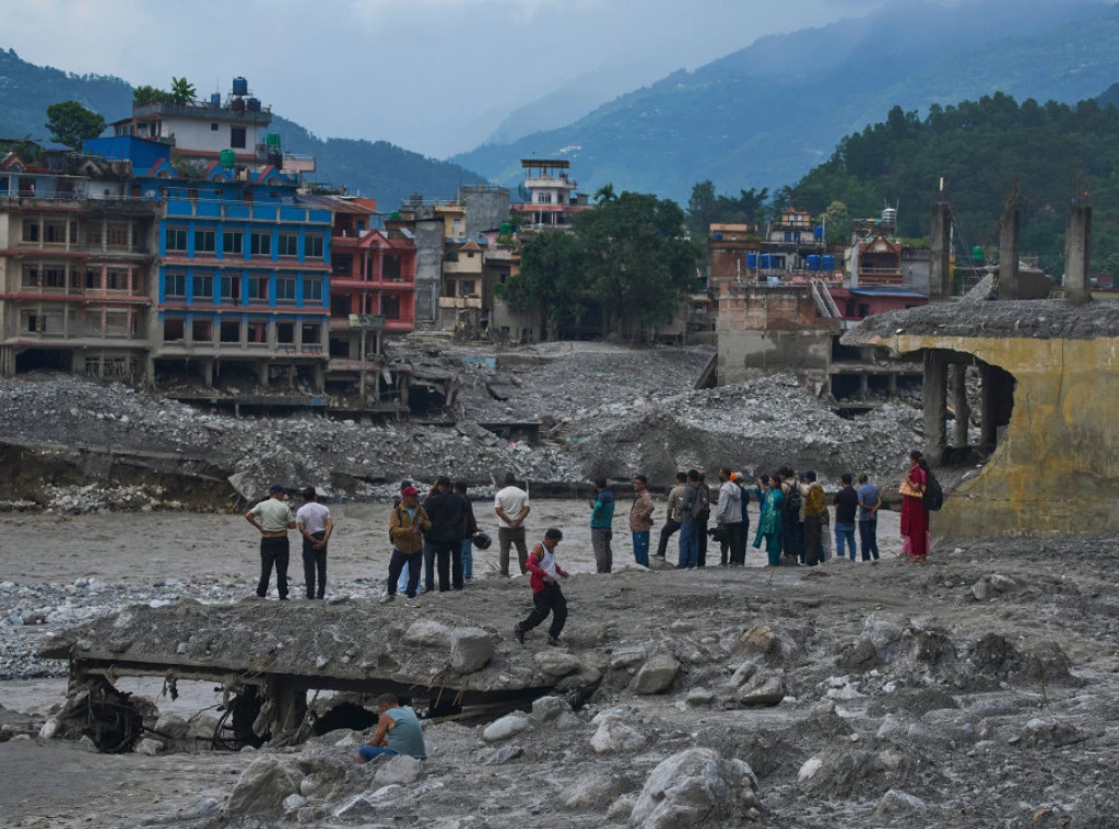 419707_nepal-flood_f.webp